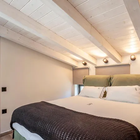 Eternity Blue Exclusive * Hanioti